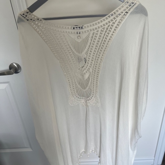 Bathing suit cover ups - Picture 6 of 15